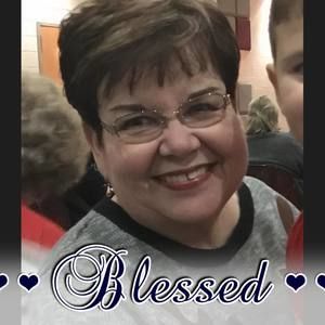 Meet your Posher, Connie